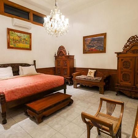 Rumah Pesik Art & Heritage Hotel Gondowulung 外观 照片