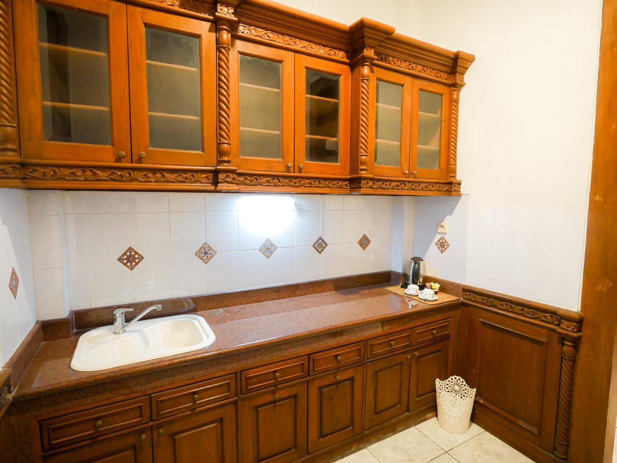 Rumah Pesik Art & Heritage Hotel Gondowulung 外观 照片