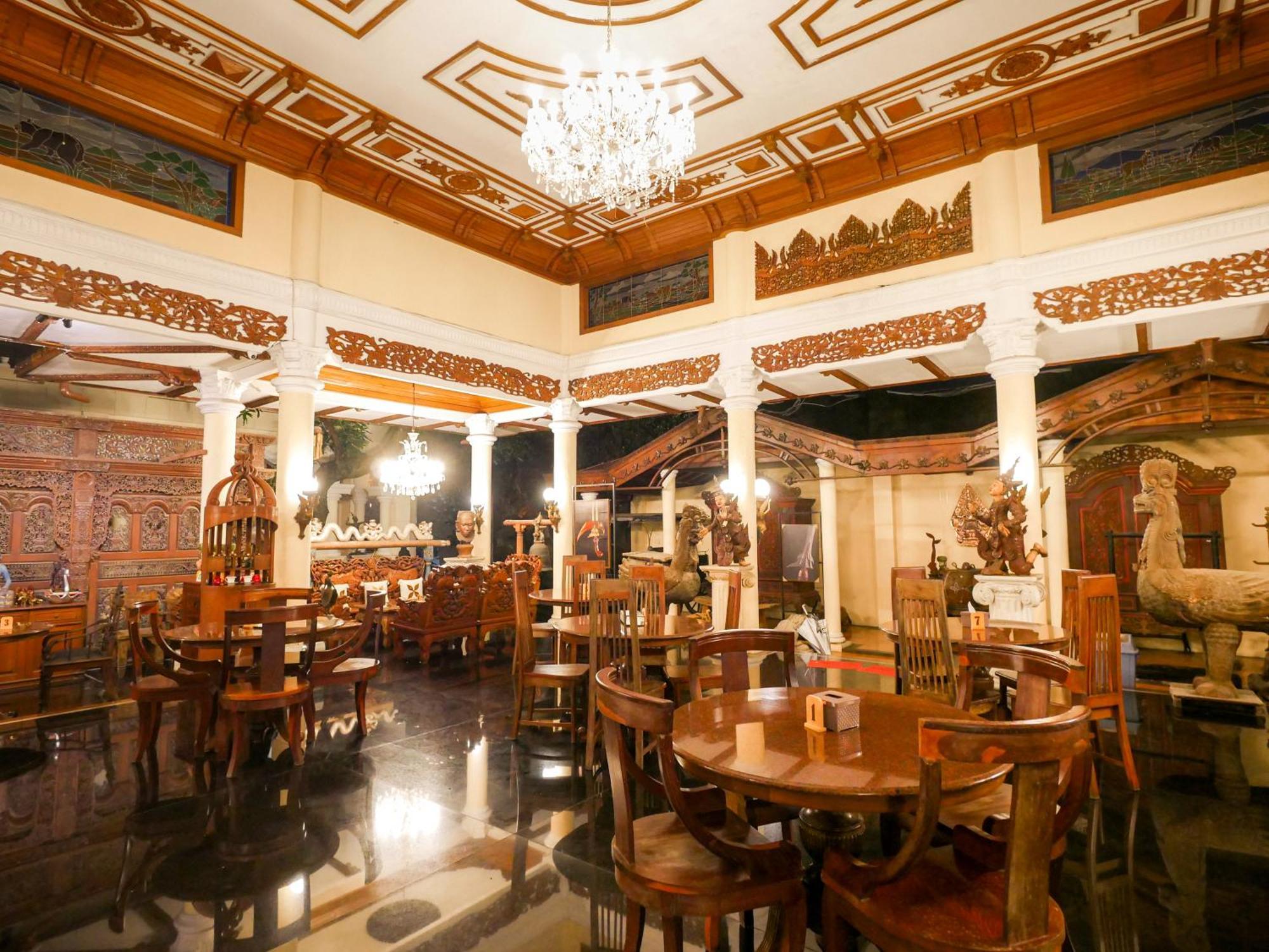 Rumah Pesik Art & Heritage Hotel Gondowulung 外观 照片